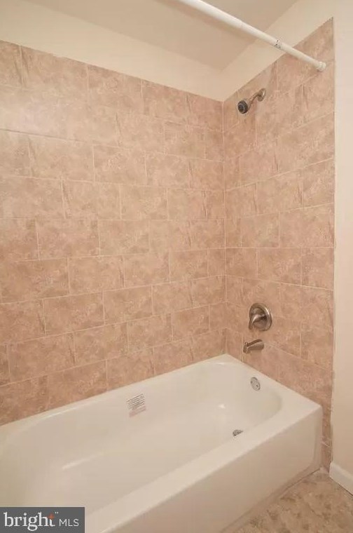 5332 Race St #1f, Philadelphia, PA 19139