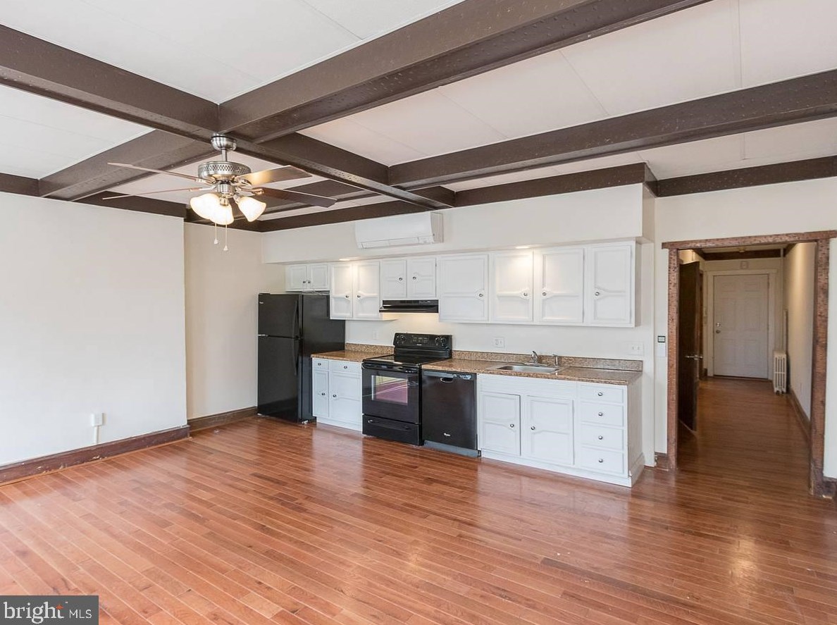 703 Walnut St #2f, Philadelphia, PA 19106