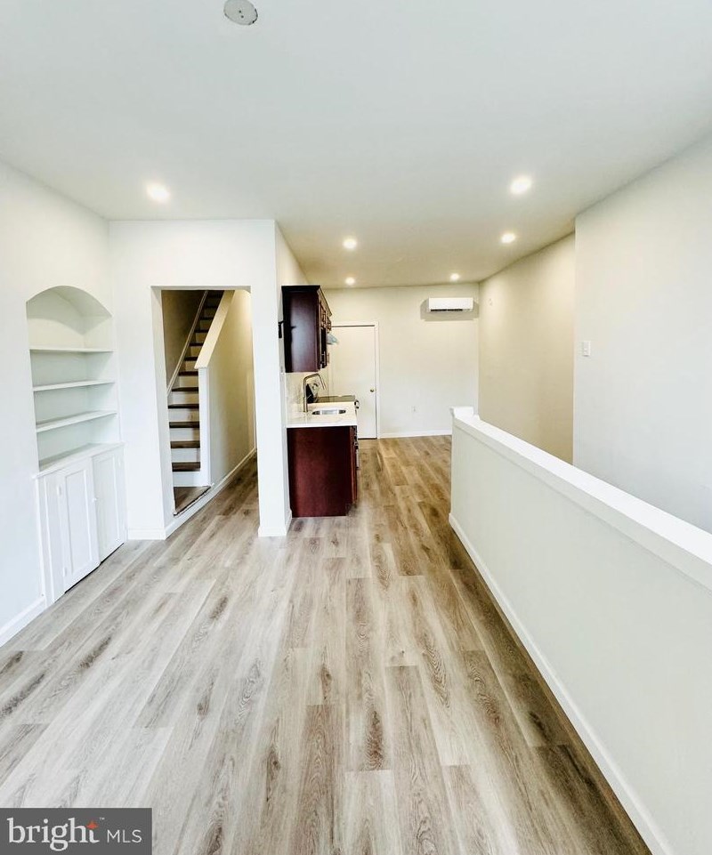 1214 N 52nd St #2, Philadelphia, PA 19131
