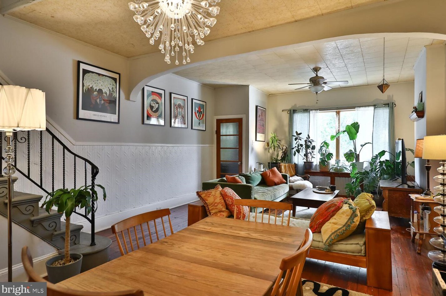 1943 S 12th St, Philadelphia, PA 19148