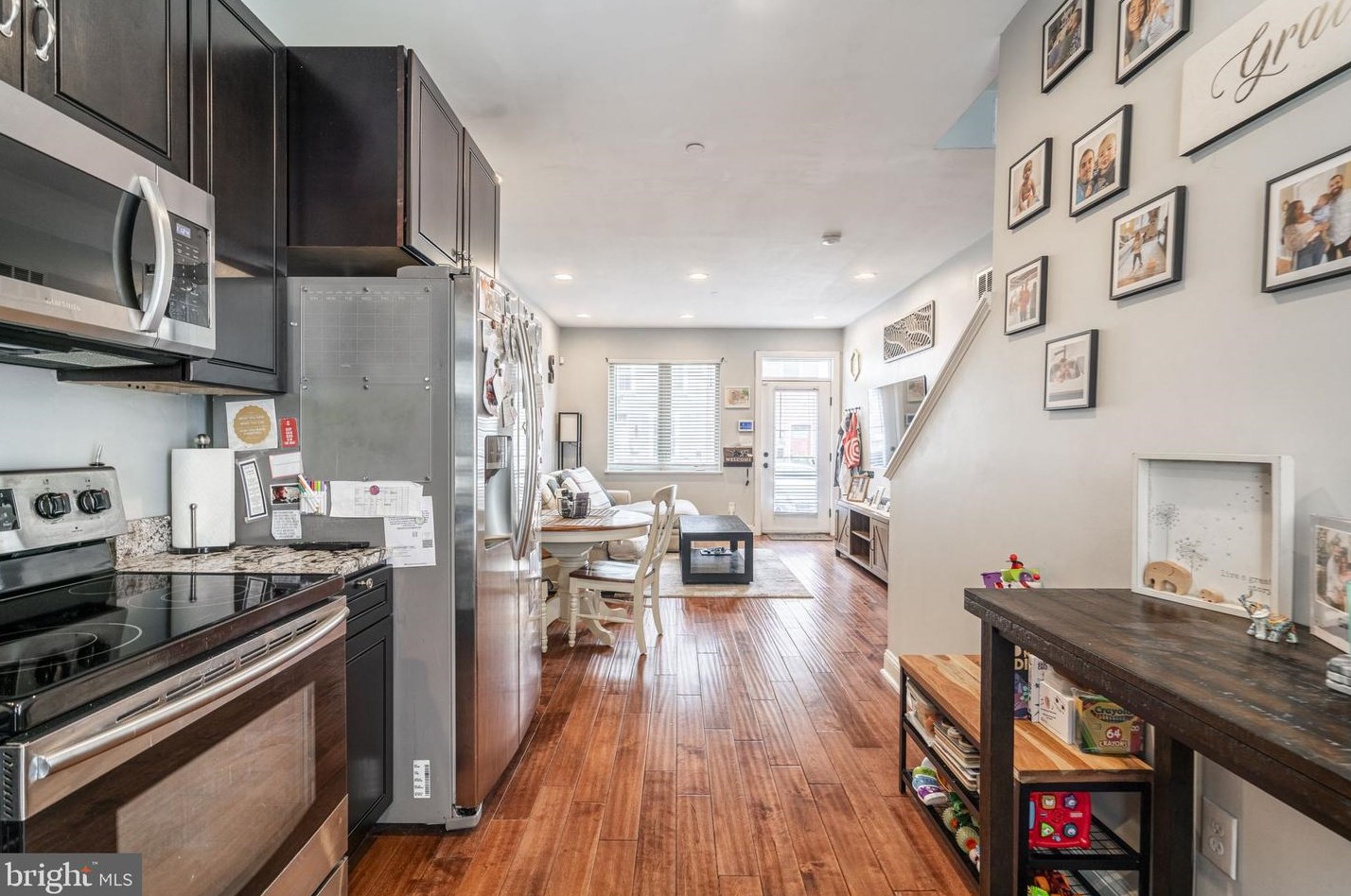 2323 Thompson St, Philadelphia PA  19125-3628 exterior