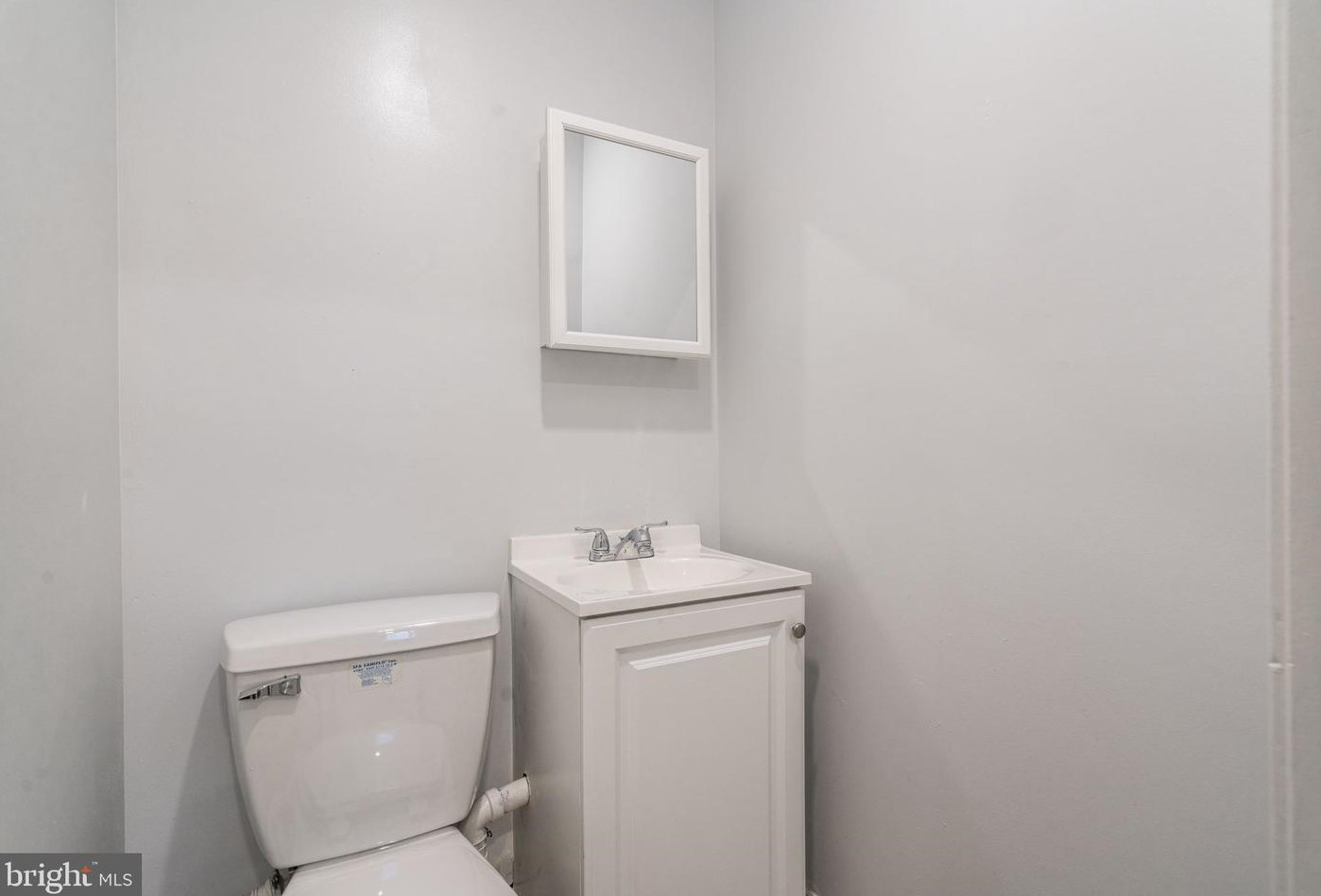 2323 Thompson St, Philadelphia PA  19125-3628 exterior