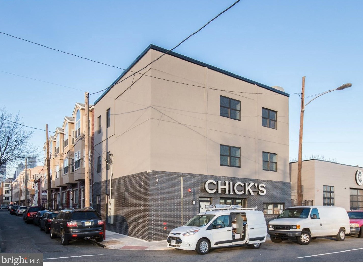 1807 Washington Ave, Philadelphia, PA 19146-2655