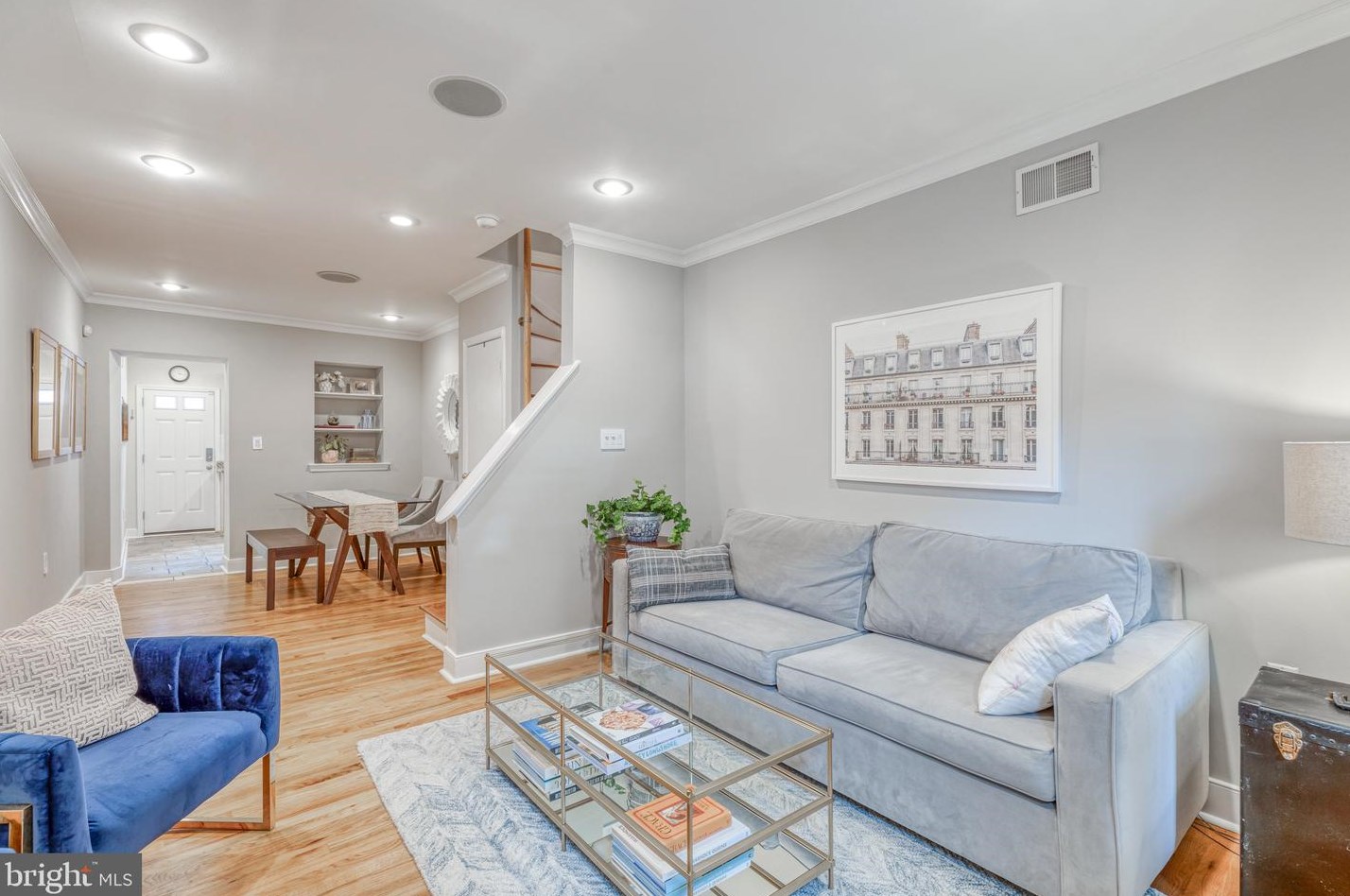 773 S 6th St, Philadelphia, PA 19147