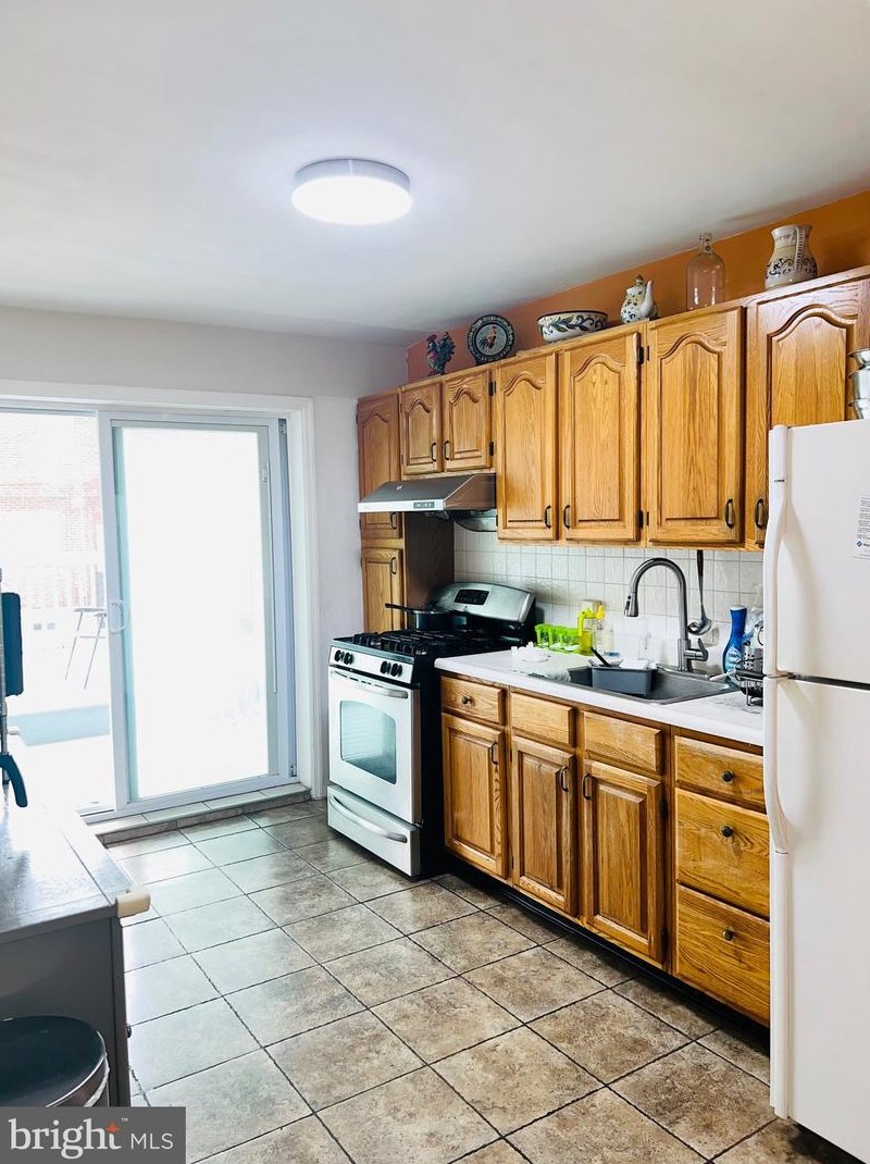 3241 Rawle St, Philadelphia PA  19149-2620 exterior