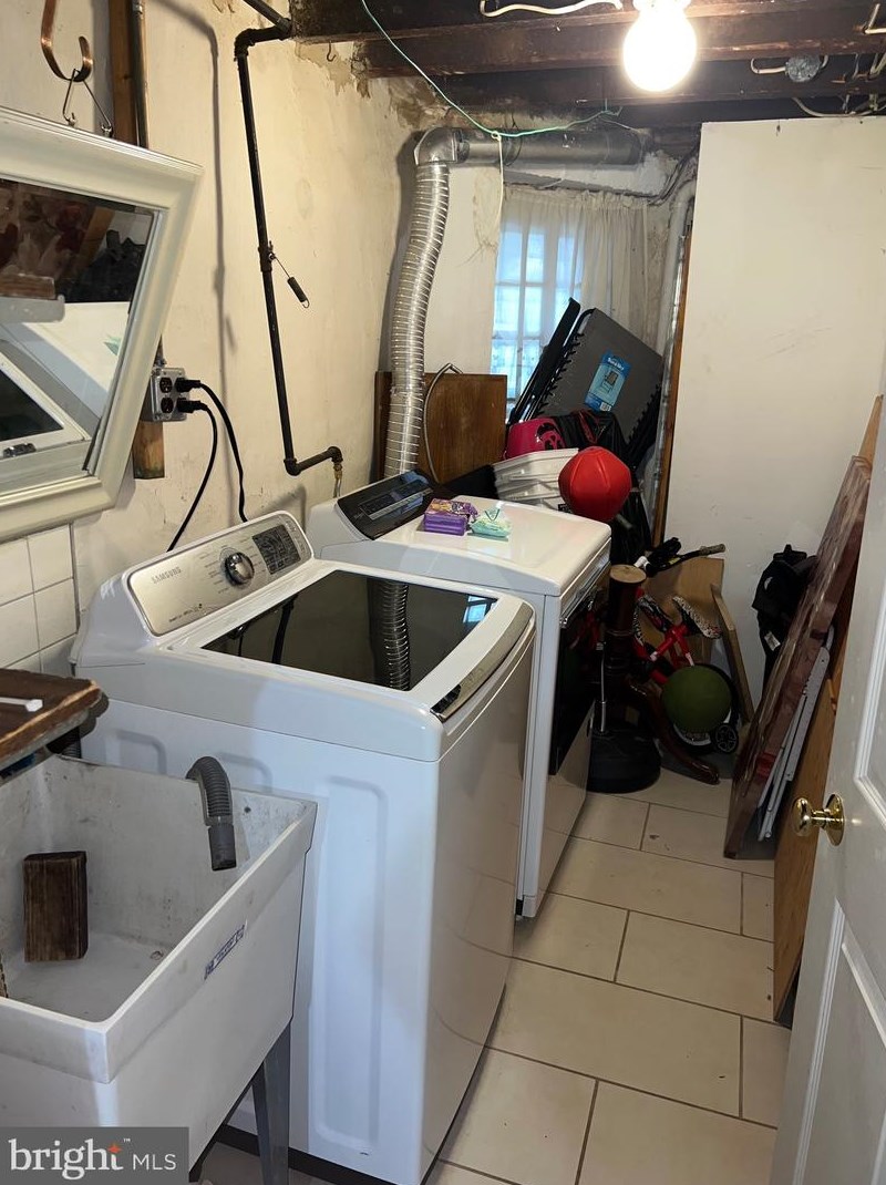 3241 Rawle St, Philadelphia PA  19149-2620 exterior