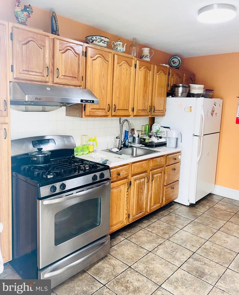 3241 Rawle St, Philadelphia PA  19149-2620 exterior