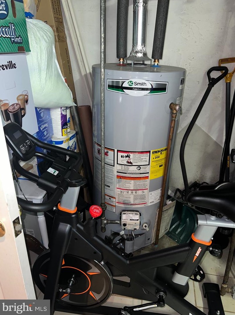 3241 Rawle St, Philadelphia PA  19149-2620 exterior