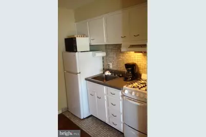 604 S Washington Square #1301, Philadelphia, PA 19106 - Photo 4