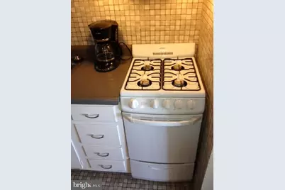 604 S Washington Square #1301, Philadelphia, PA 19106 - Photo 6