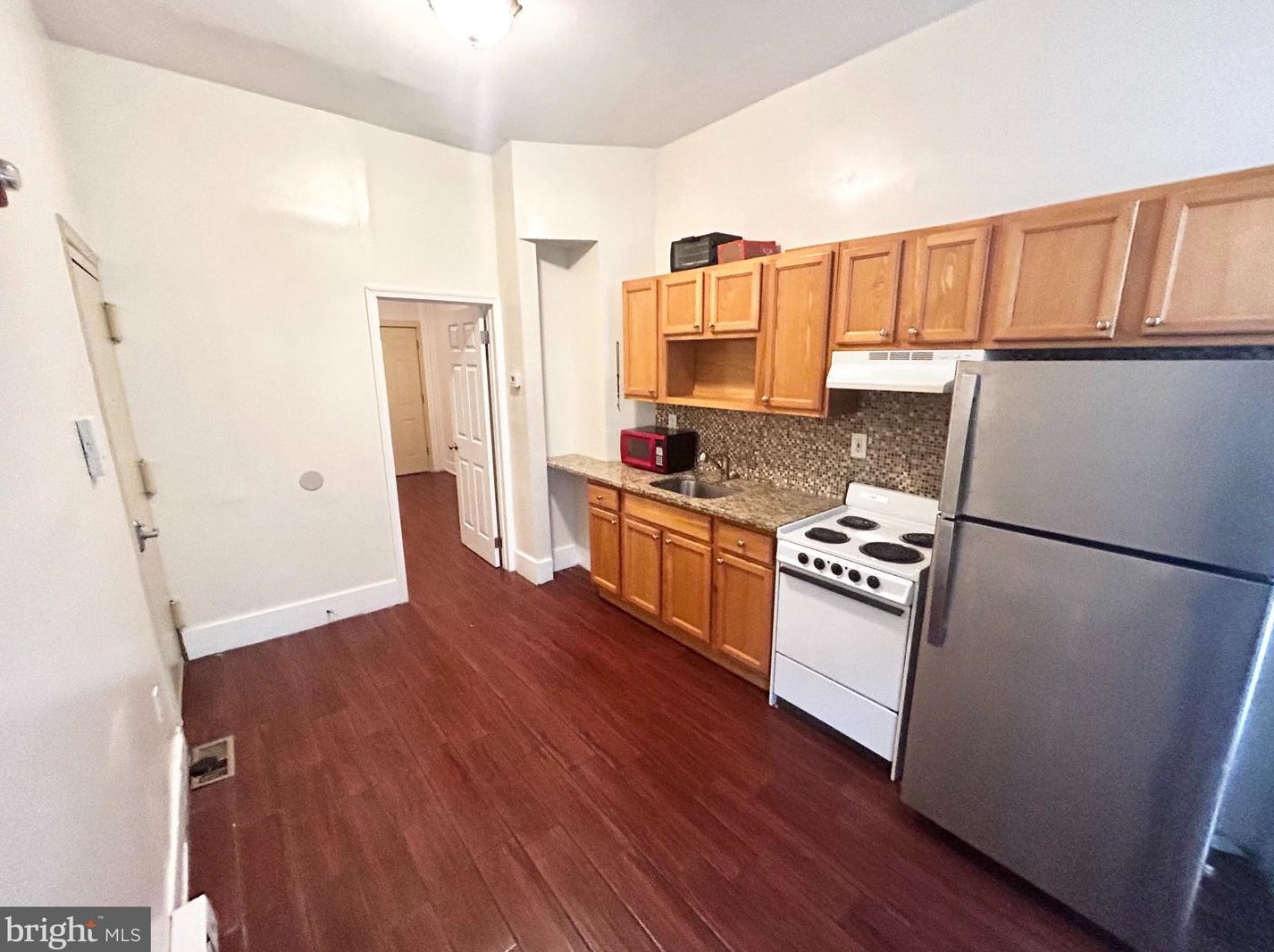 1819 W Oxford St #a, Philadelphia, PA 19121