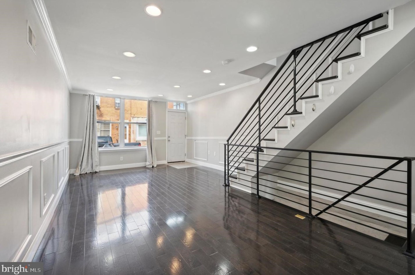 1503 Taylor St, Philadelphia, PA 19146-4011
