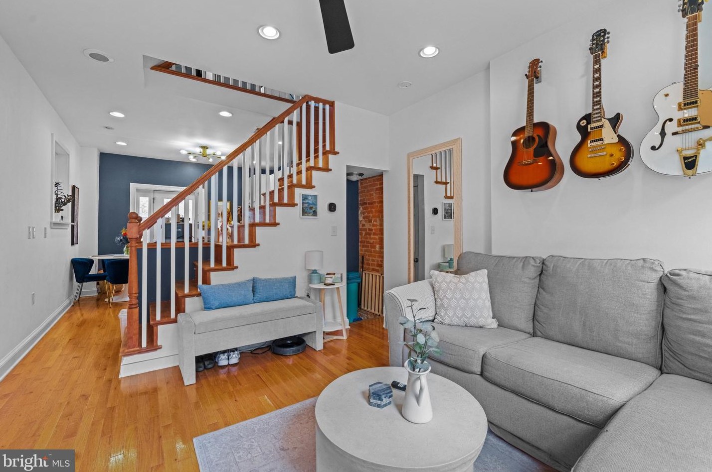1354 Susquehanna Ave, Philadelphia PA  19122-1118 exterior