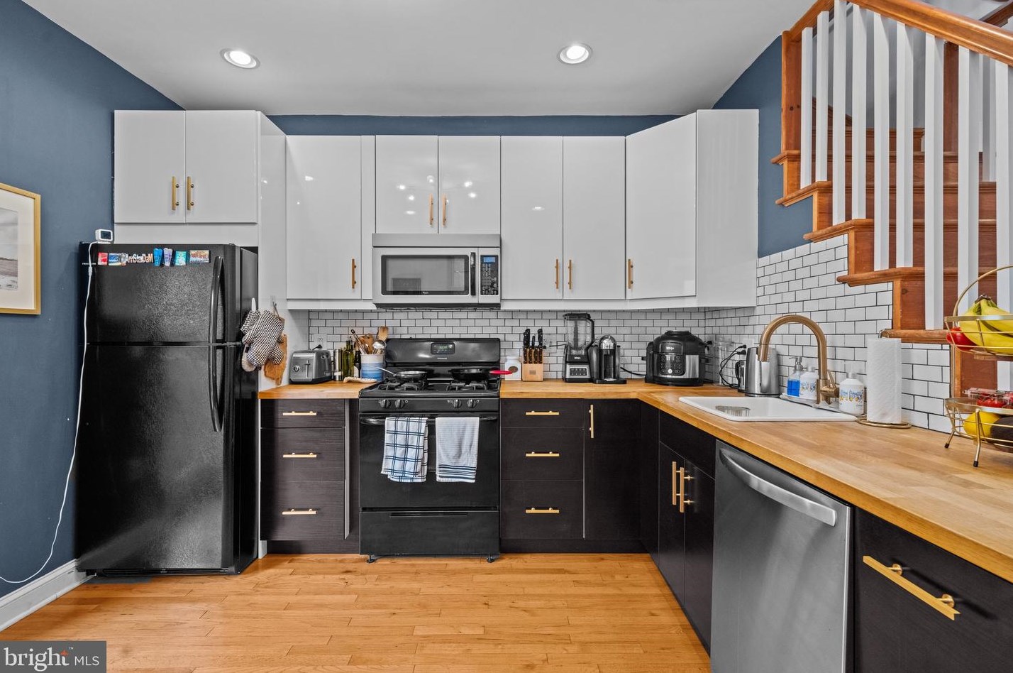 1354 Susquehanna Ave, Philadelphia PA  19122-1118 exterior