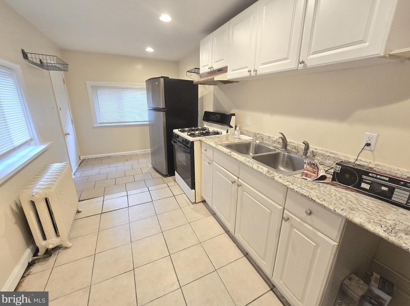 2930 N 26th St, Philadelphia, PA 19132