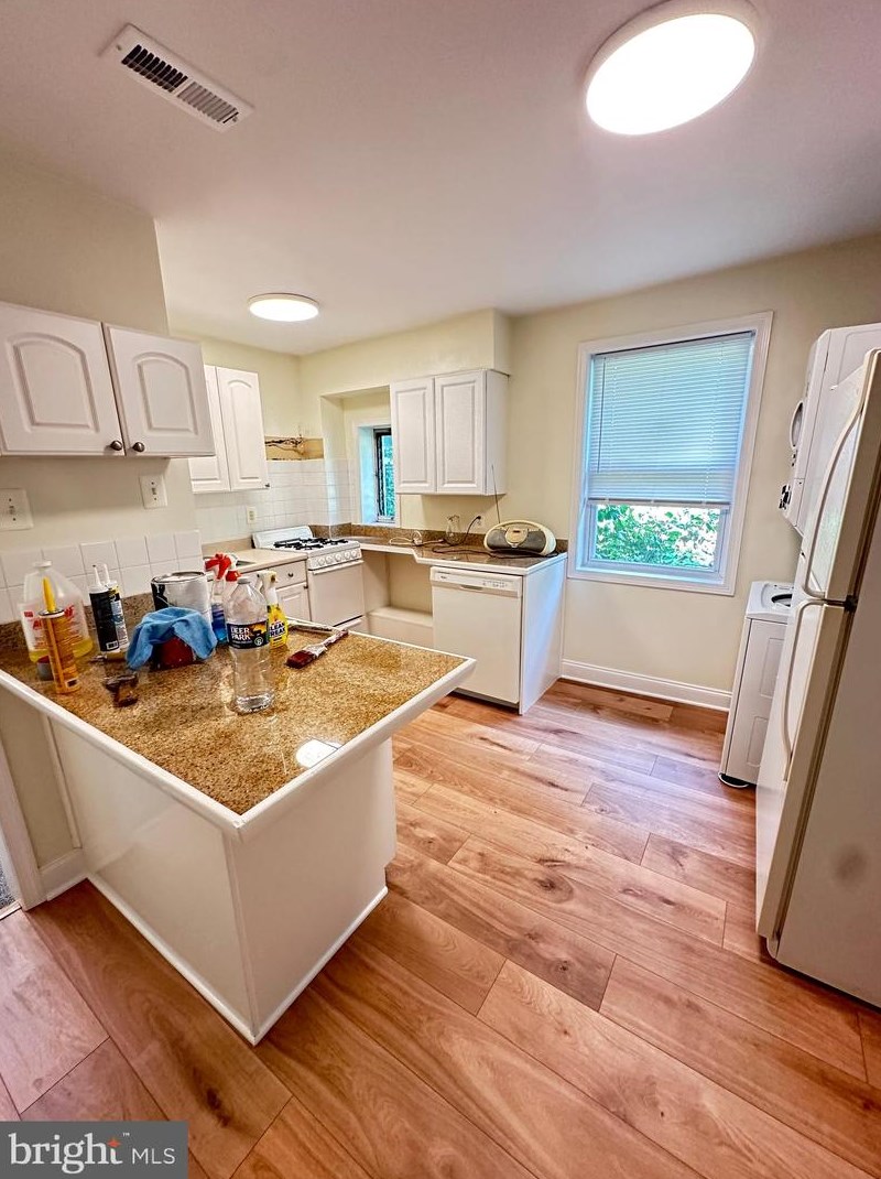 2834 Poplar St #3, Philadelphia, PA 19130