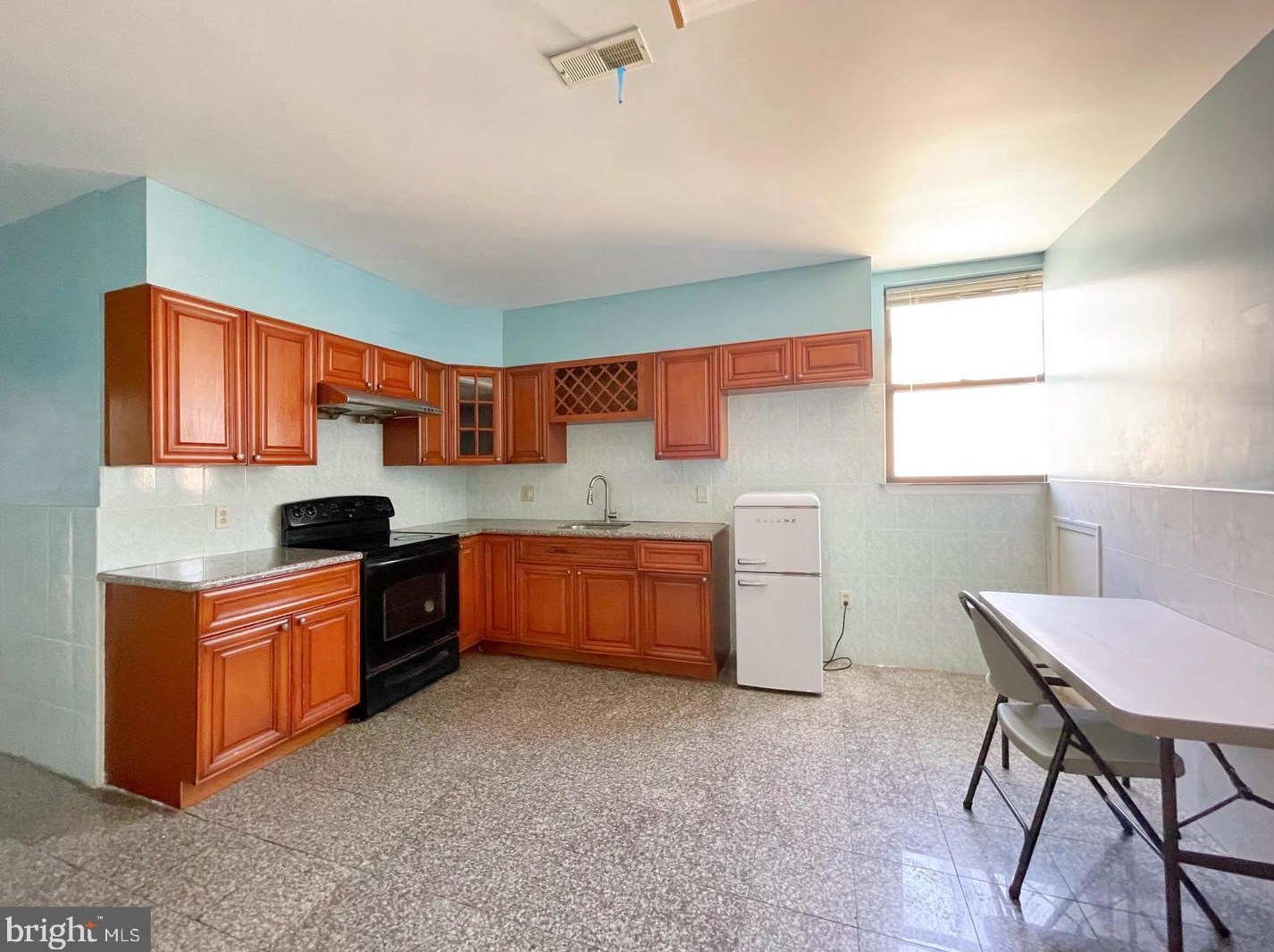 1428 Stiles St, Philadelphia, PA 19121-5110