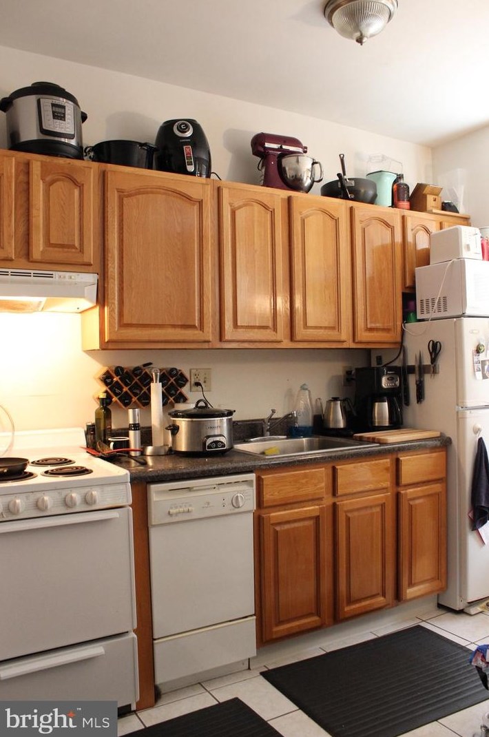 1533 Spring Garden St Apt 2f, Philadelphia, PA