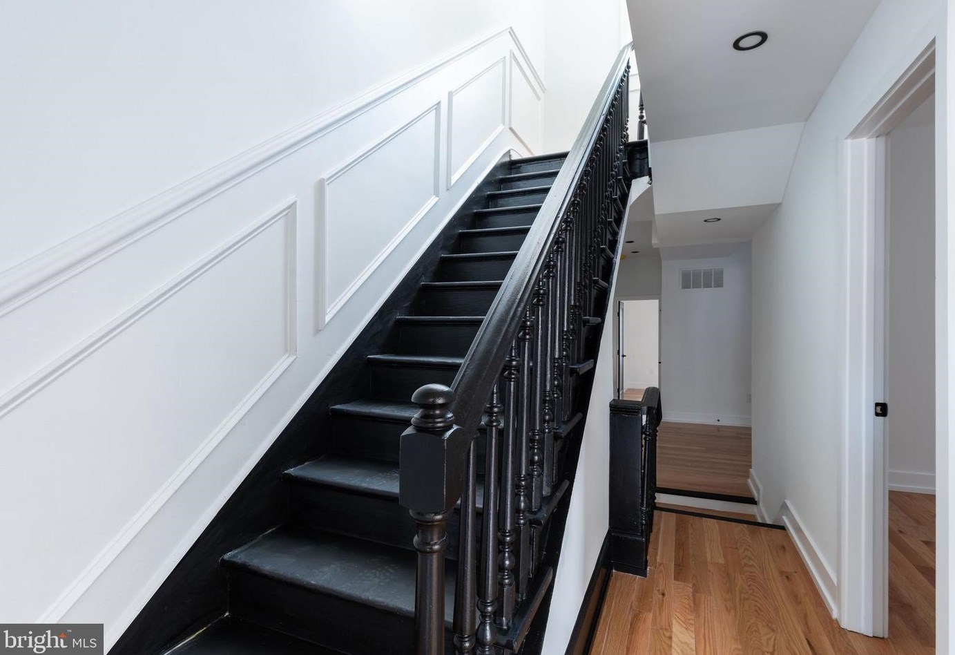 202 Ripka St, Philadelphia PA  19127-1104 exterior