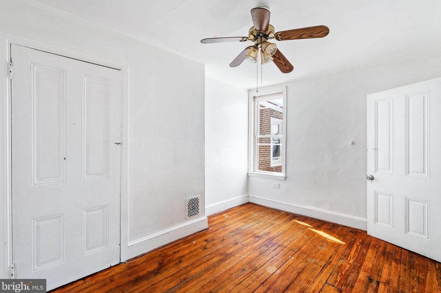 1824 Tasker St, Philadelphia PA  19145-1417 exterior