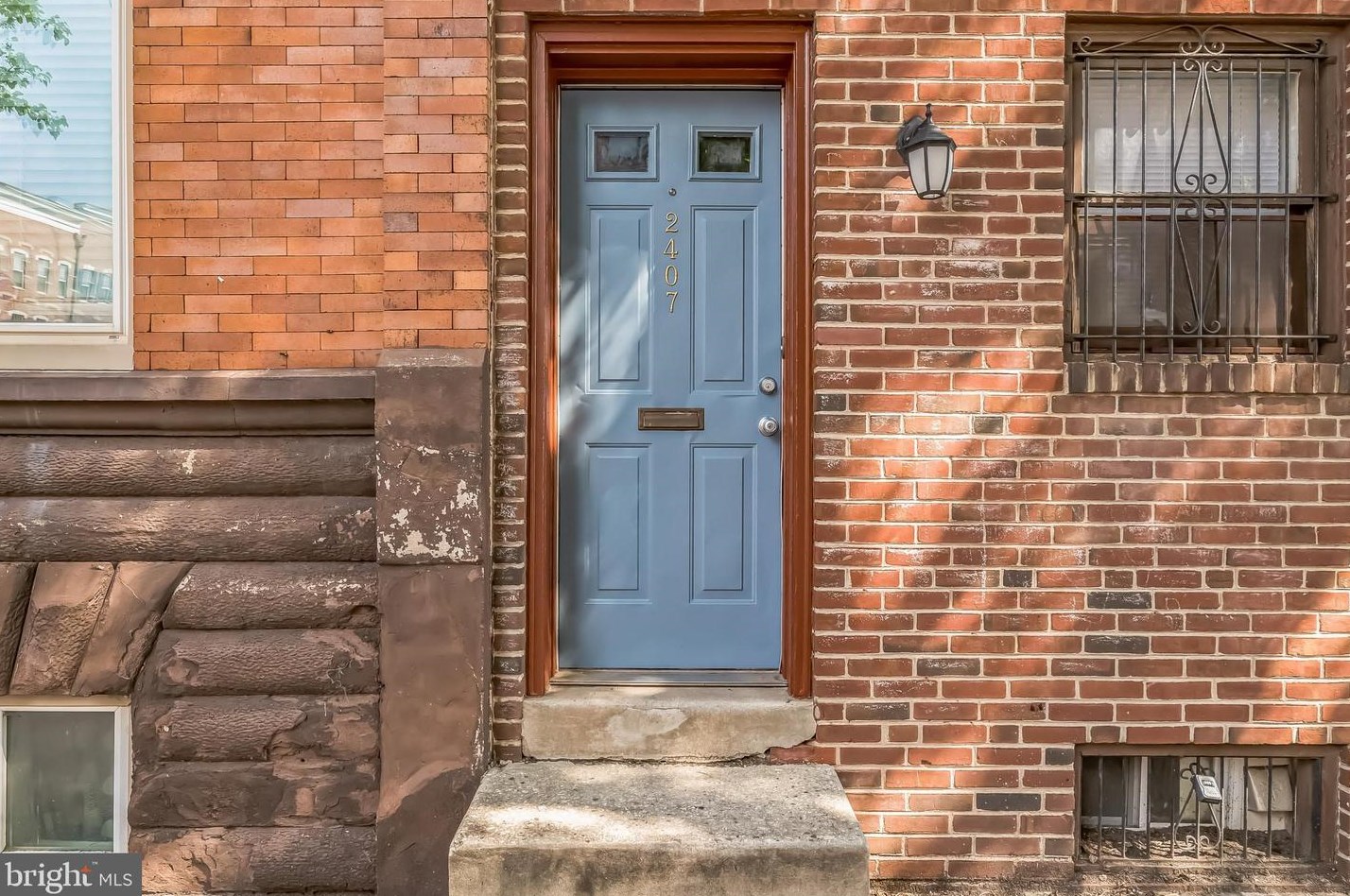 2407 South St, Philadelphia, PA 19146-1035