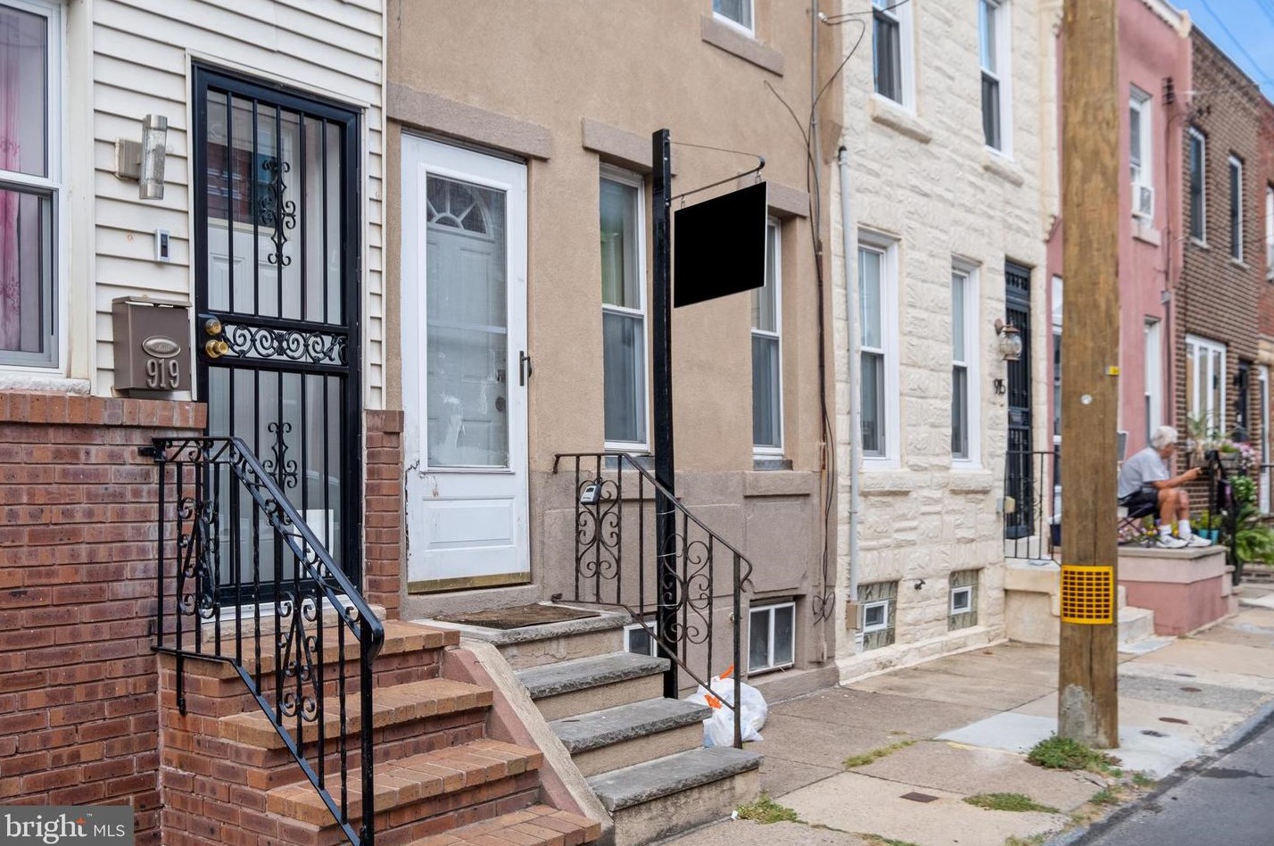 917 Sigel St, Philadelphia, PA 19148-1620