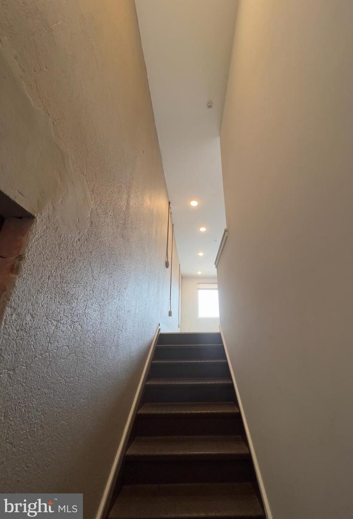 1637 Poplar St #6r, Philadelphia, PA 19130