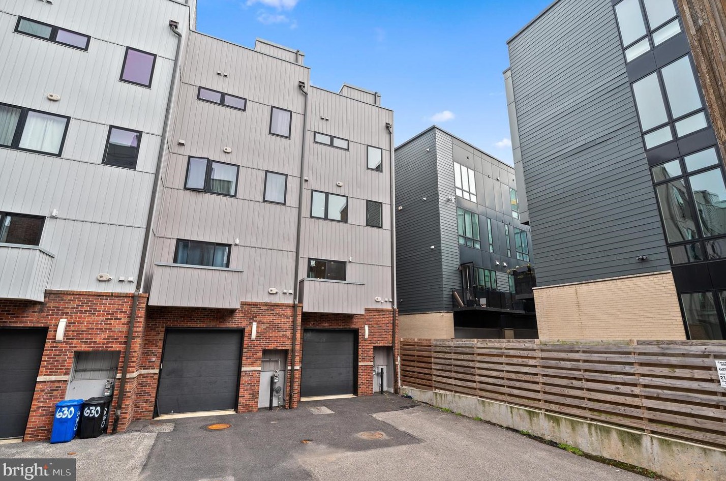 626 N 5th St, Philadelphia, PA 19147