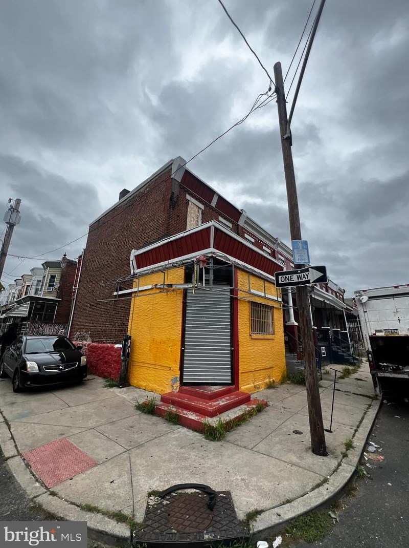 5027 Ogden St, Philadelphia, PA 19139-1642