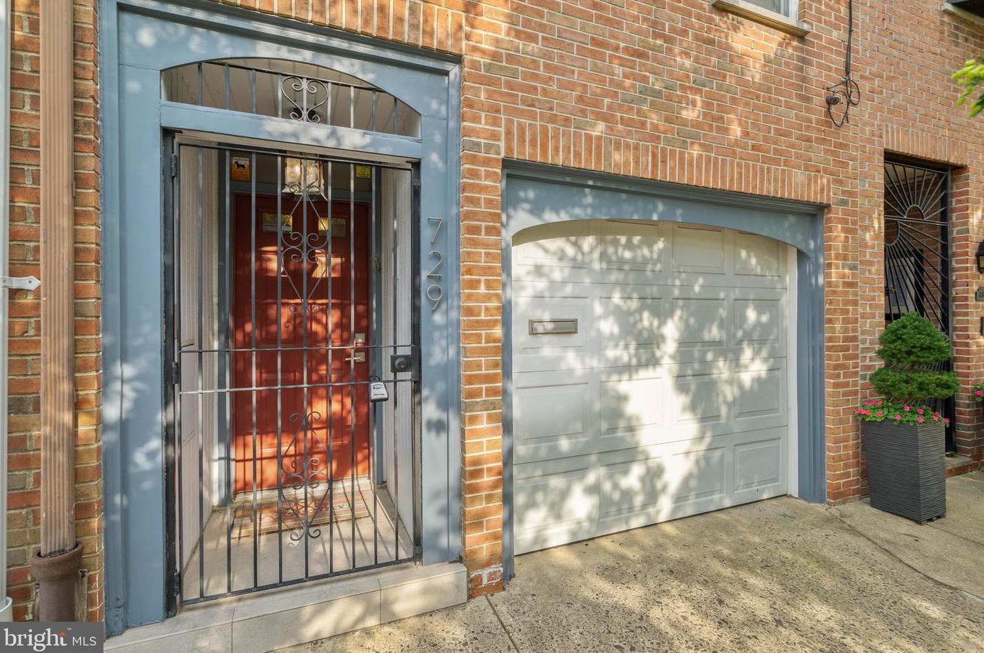 729 S 11th St, Philadelphia, PA 19123