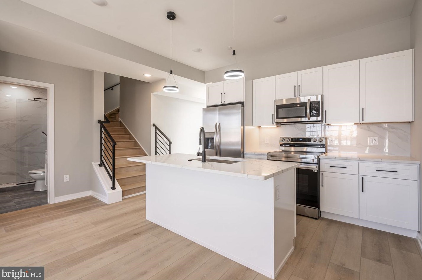 713 S Mildred St #4b, Philadelphia, PA 19147