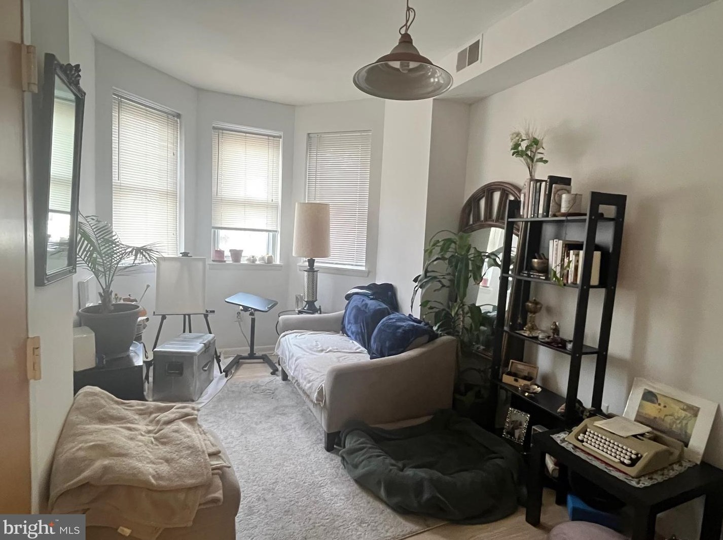 745 S 22nd St #1, Philadelphia, PA 19146