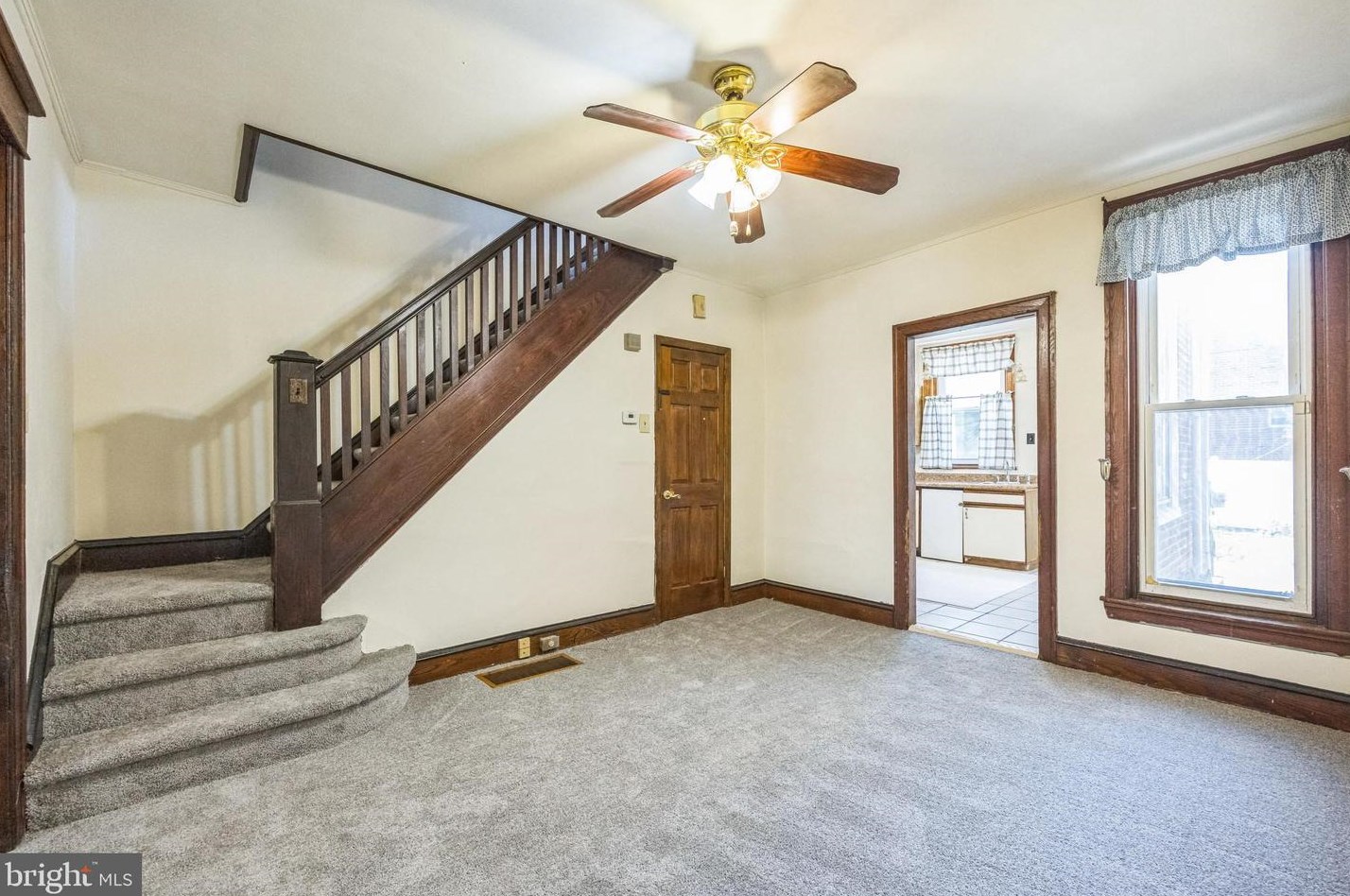 4412 Van Kirk St, Philadelphia PA 19135-4035 exterior