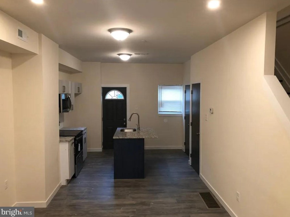 5516 Spring St, Philadelphia, PA 19139