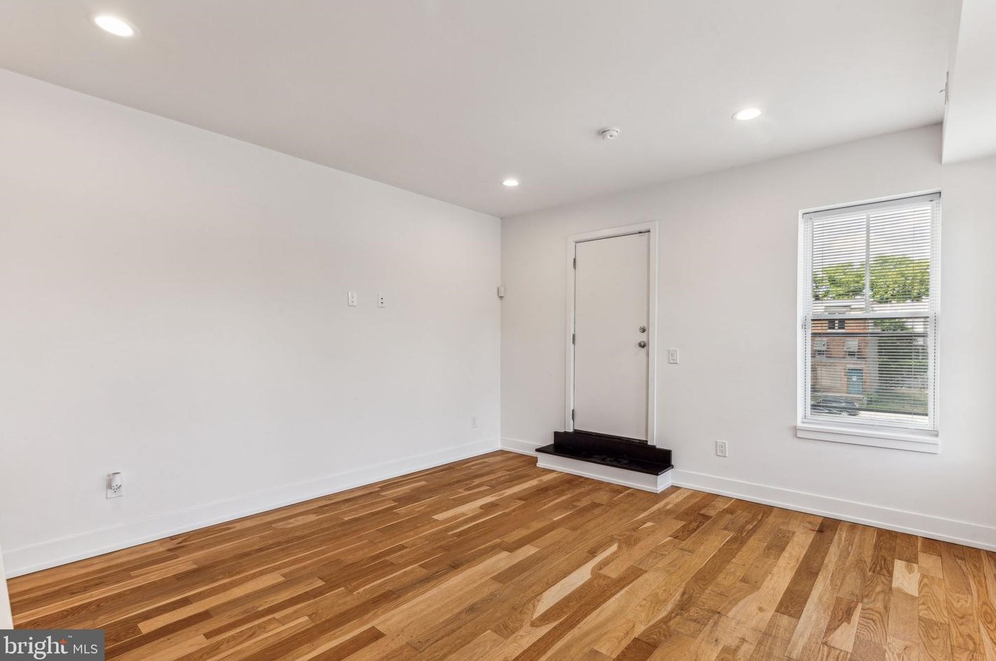 3801 Poplar St, Philadelphia PA 19123-1342 exterior