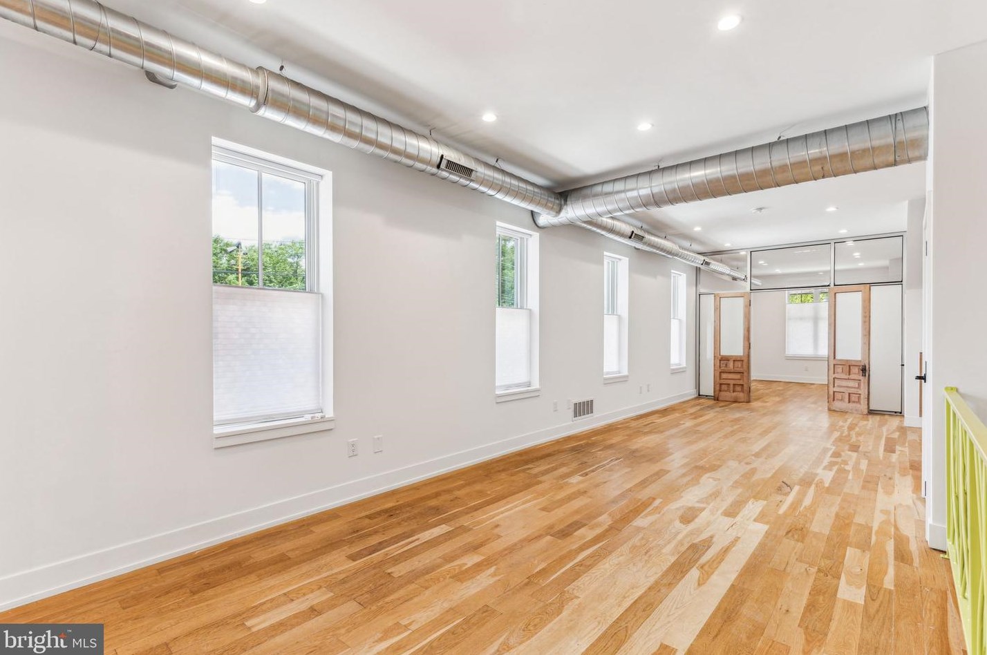 3801 Poplar St, Philadelphia PA 19123-1342 exterior