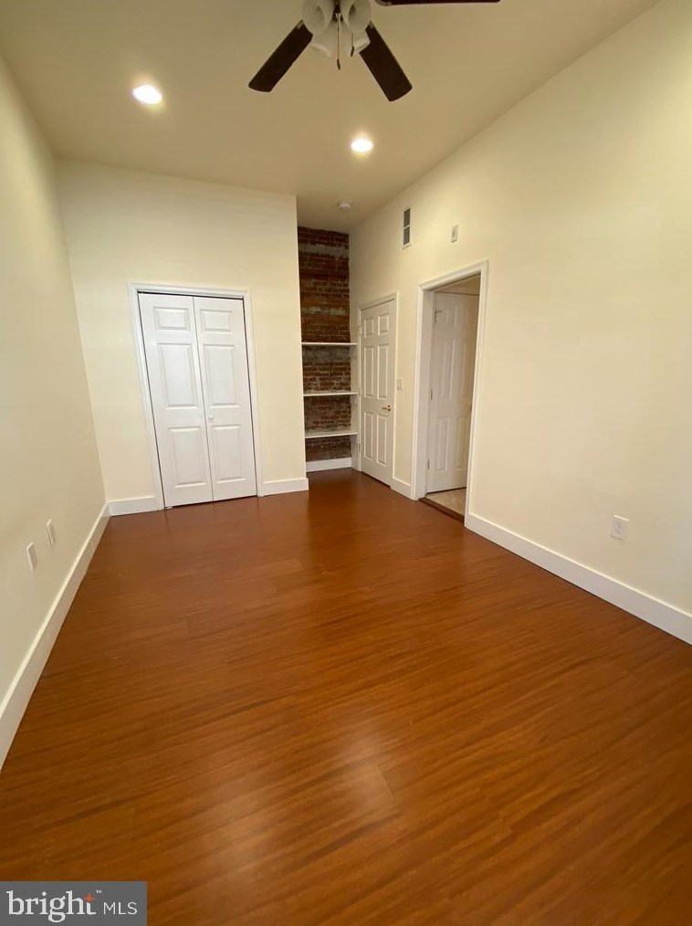 1206 Walnut St, Philadelphia PA  19107-5401 exterior