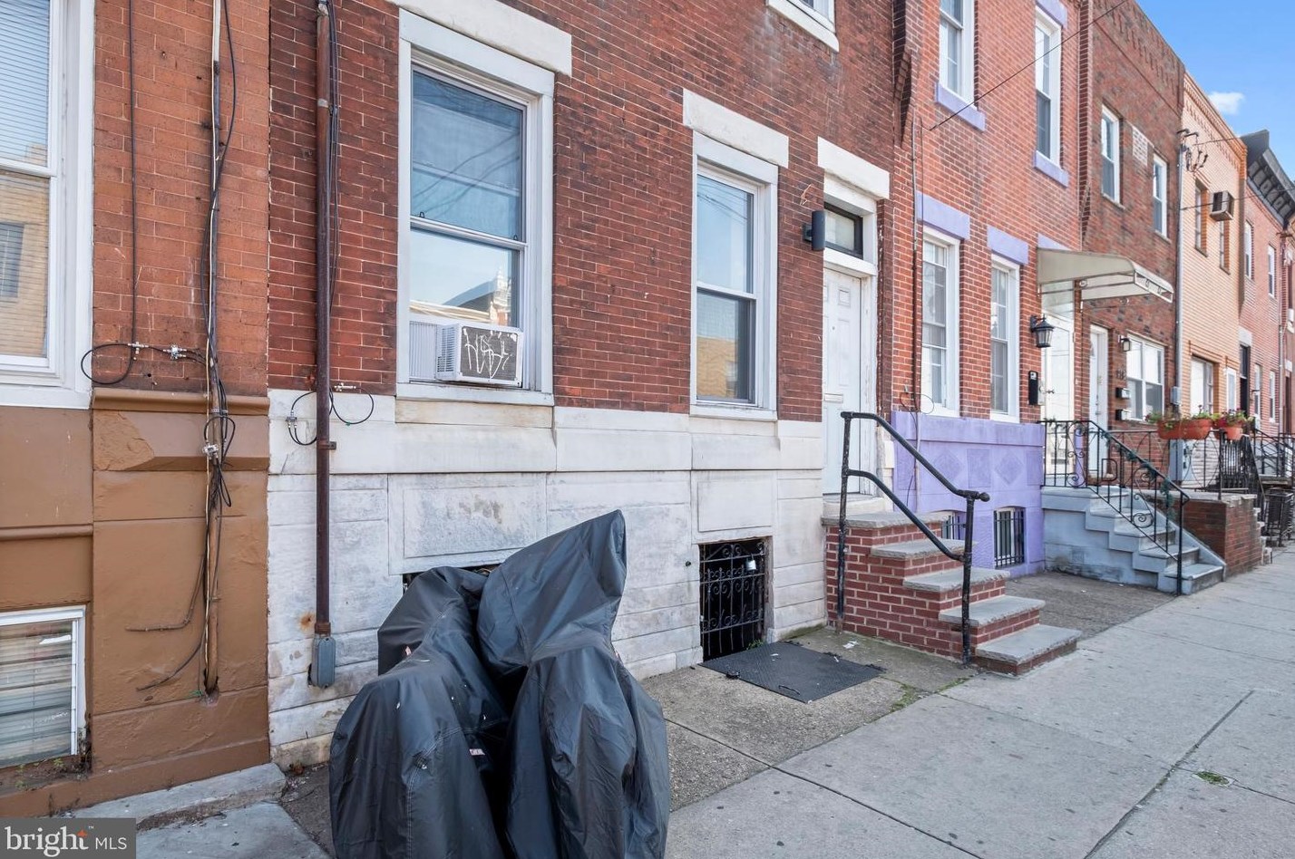 914 Snyder Ave, Philadelphia, PA 19148-2312