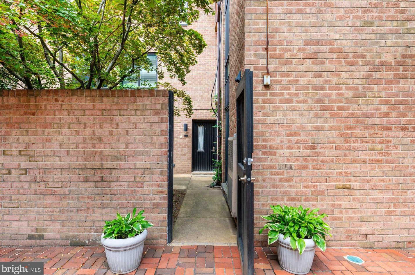 130 Spruce St, Philadelphia, PA 19106-4319