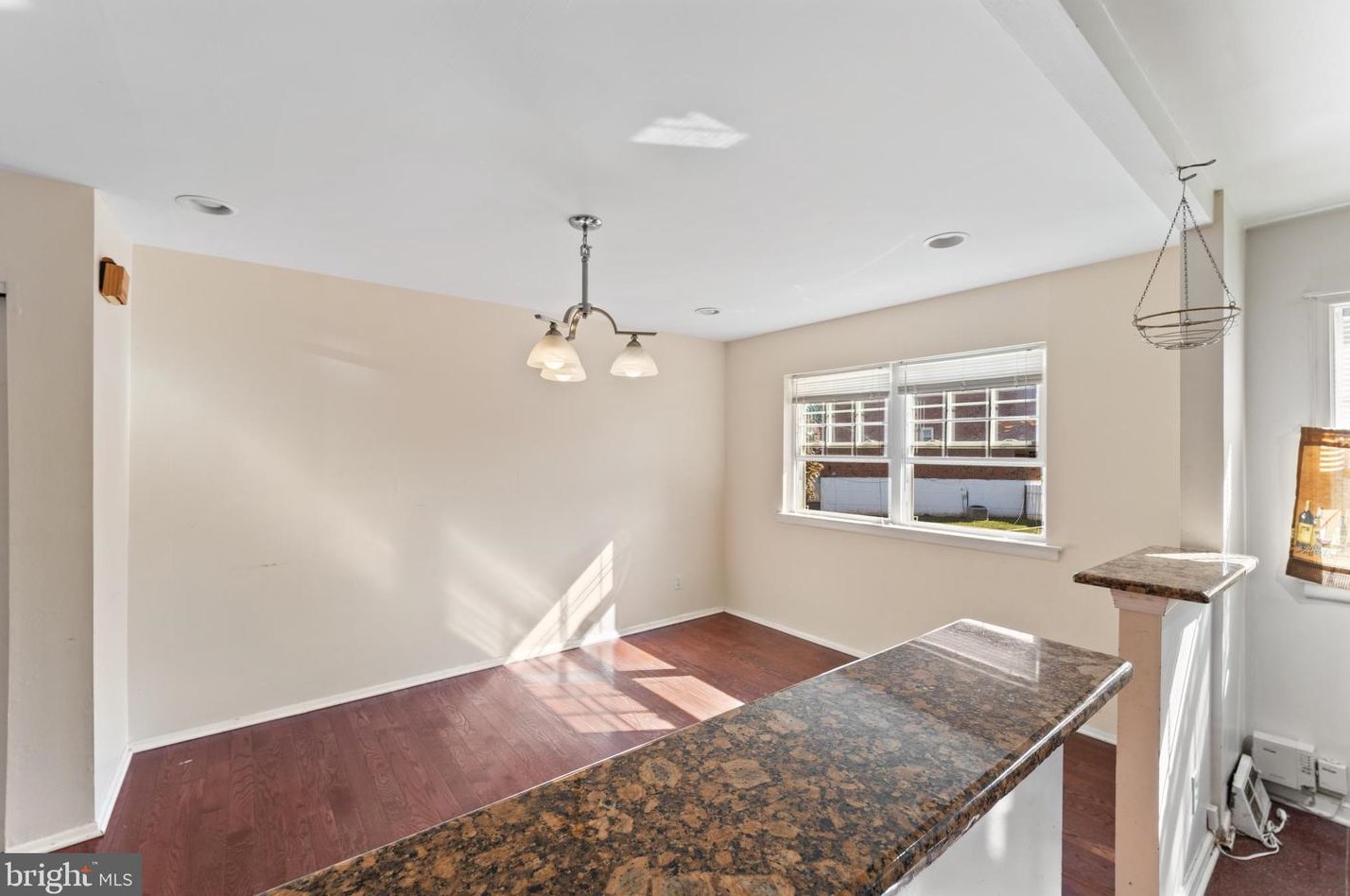 12437 Sweet Briar Rd, Philadelphia PA 19154-1317 exterior