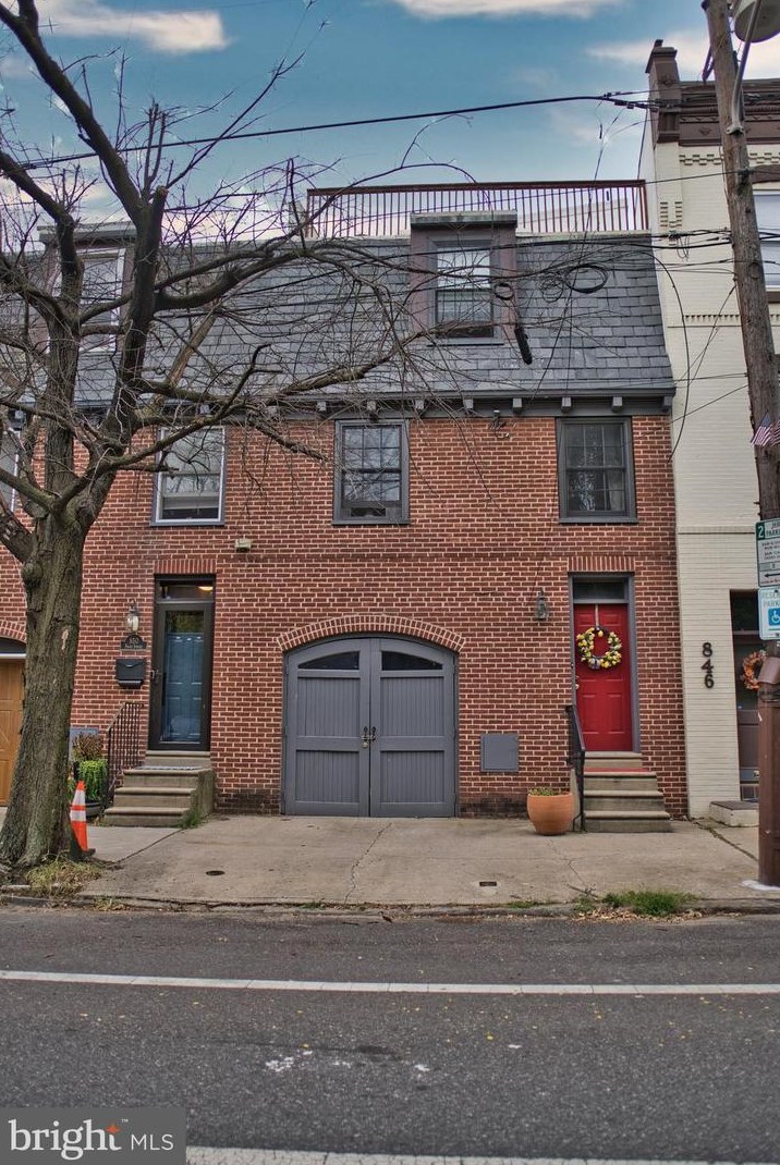 848 Front St, Philadelphia PA  19147-4341 exterior