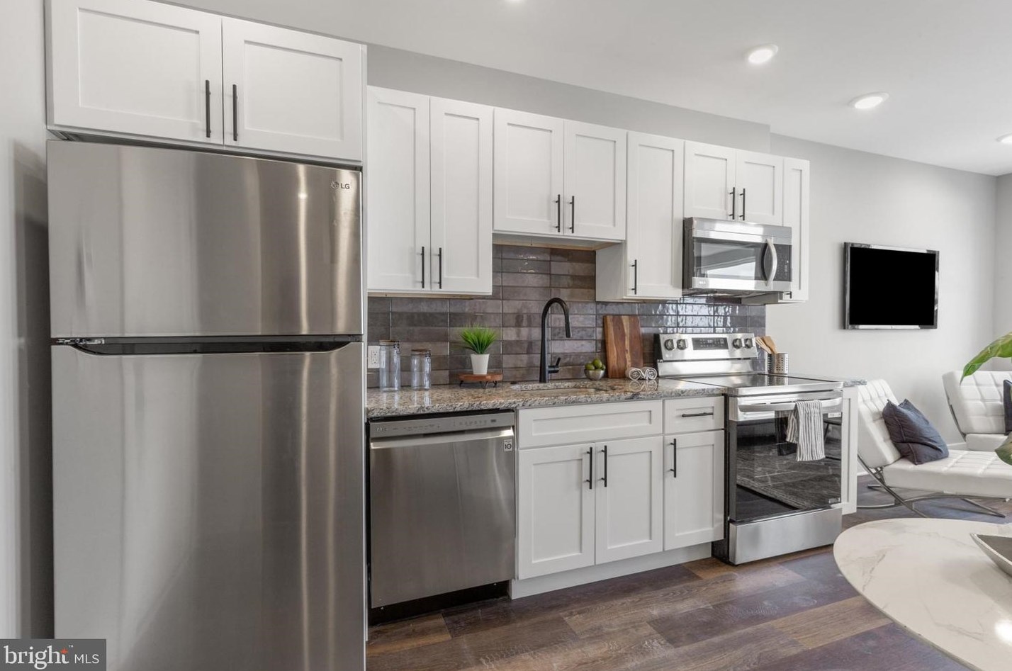 1924 N Front St #301, Philadelphia, PA 19122