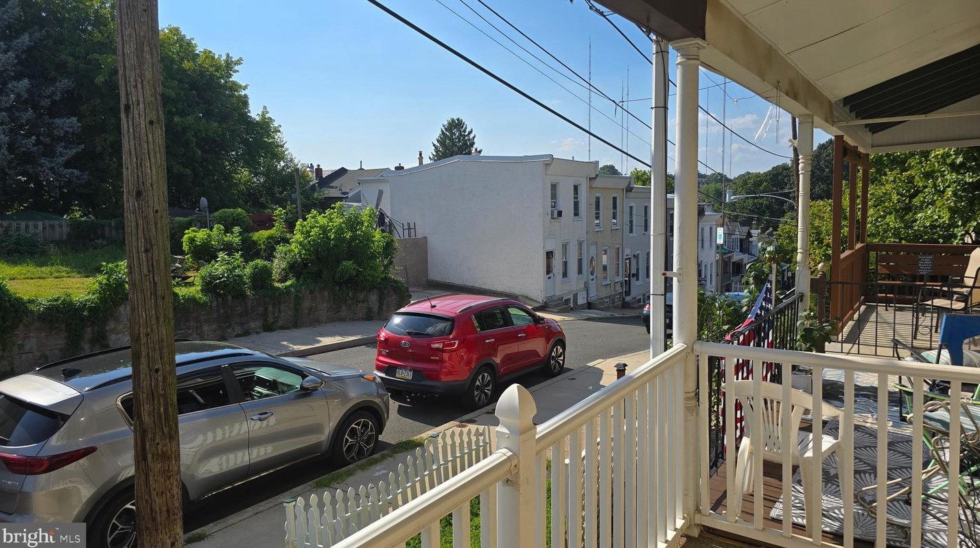 4555 Fleming St, Philadelphia, PA 19128