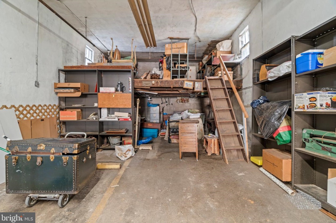 824 Fitzwater St, Philadelphia, PA 19147