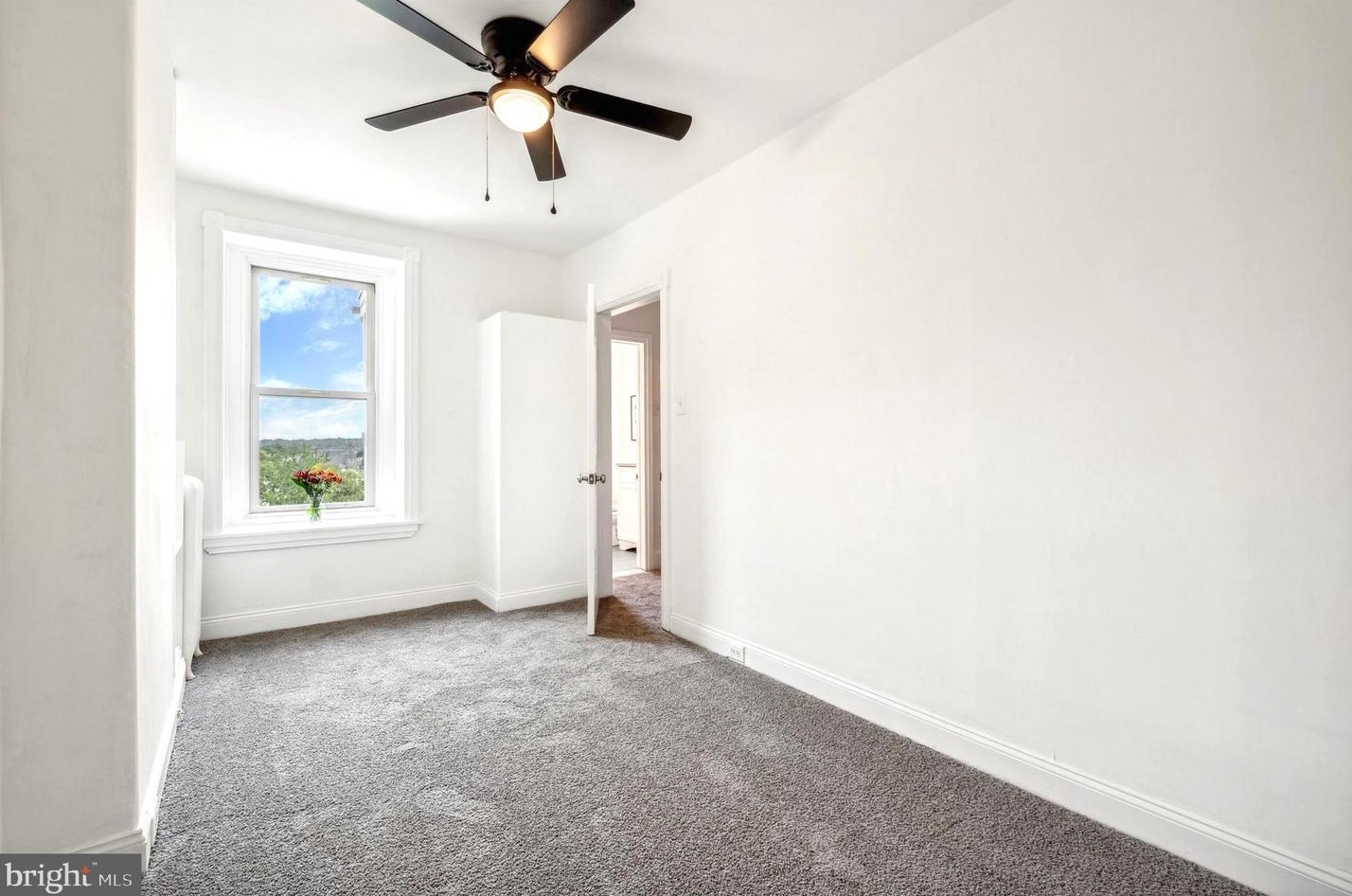 213 Wendover St, Philadelphia PA 19128-5040 exterior