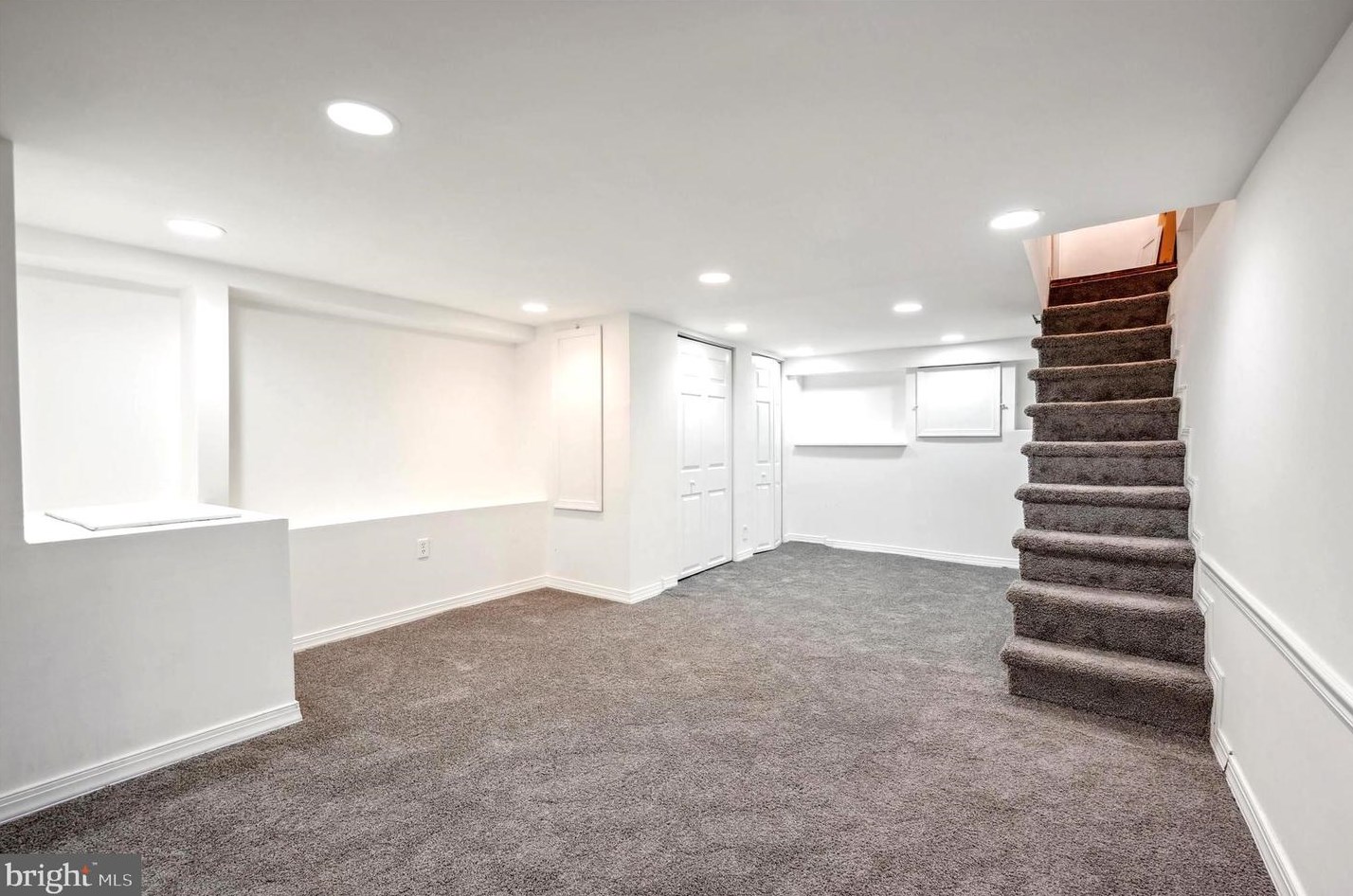 213 Wendover St, Philadelphia PA 19128-5040 exterior