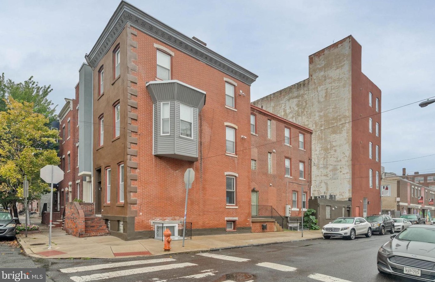 767 S 15th St, Philadelphia, PA 19146