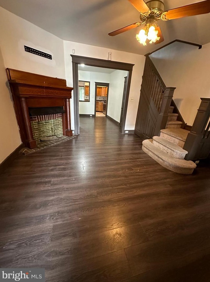 4330 Van Kirk St, Philadelphia, PA 19135-3928
