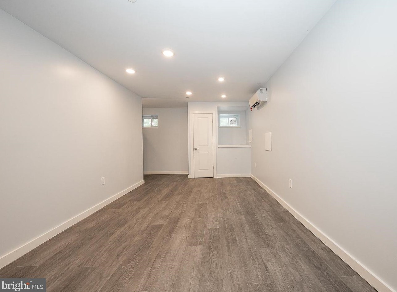 202 Susquehanna Ave, Philadelphia PA  19122-1617 exterior