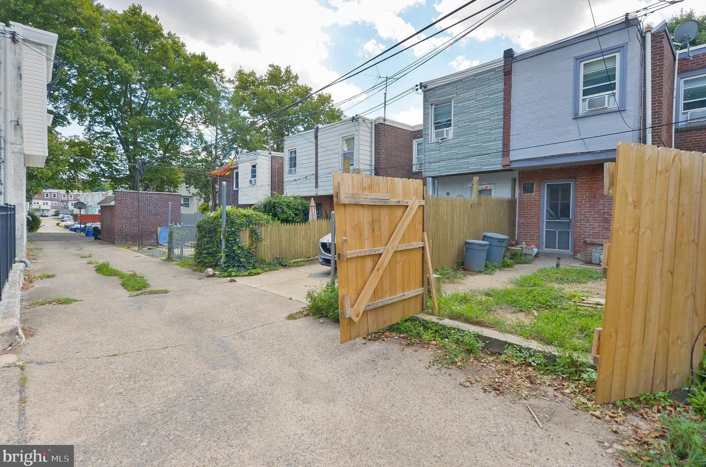 3525 Vaux St, Philadelphia PA 19129-1447 exterior